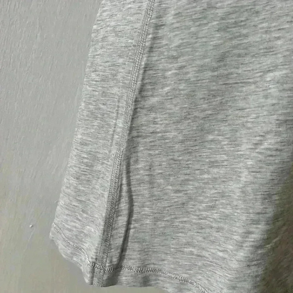 Lululemon tank top - Picture 8 of 9